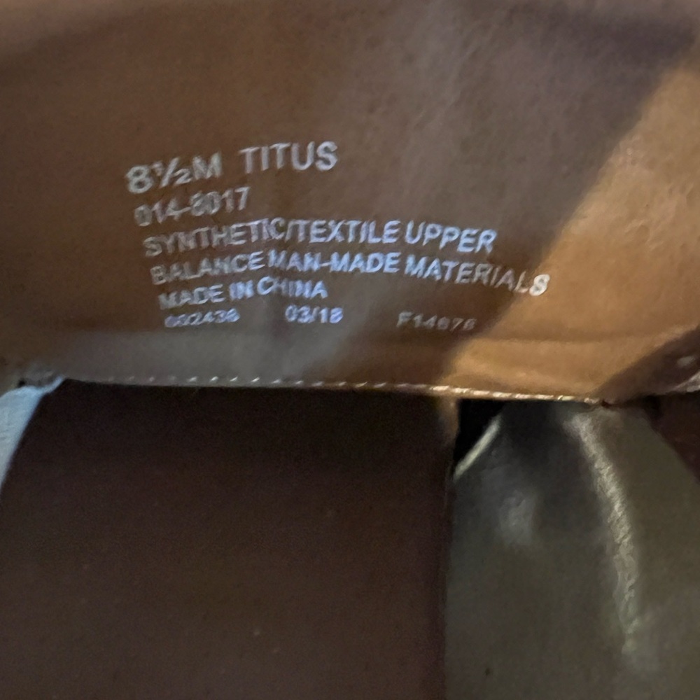 J Ferrar Brown and Tan Leather Oxfords with Closed Lacing. Size Men’s 8.5 - Picture 7 of 7
